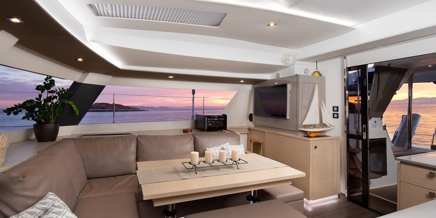 Fountaine Pajot Saba 50