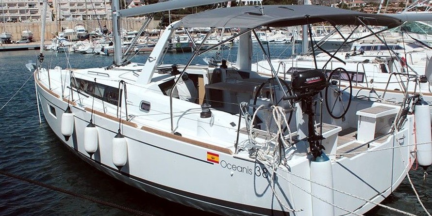 Beneteau Oceanis 38.1