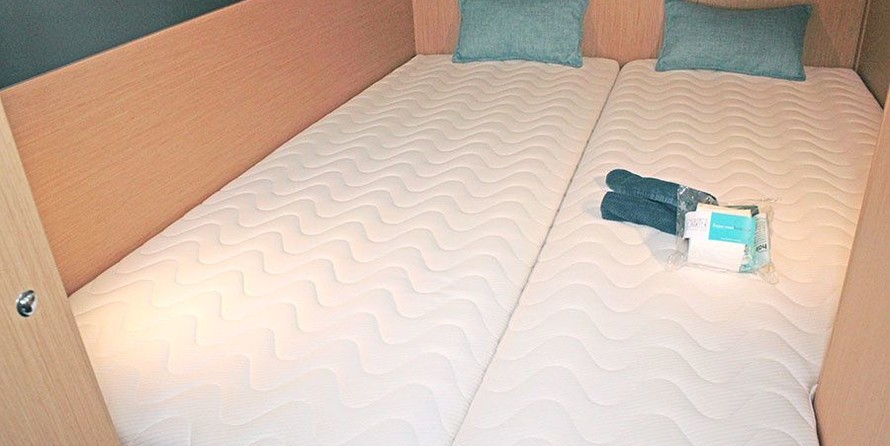 Beneteau Oceanis 38.1