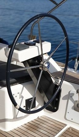 Dufour 360