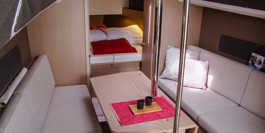 Beneteau Oceanis 30.1