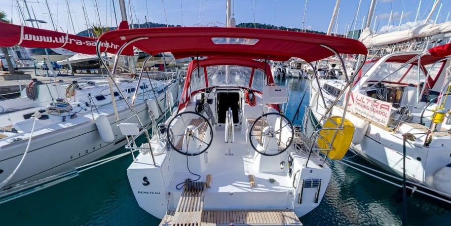 Beneteau Oceanis 30.1