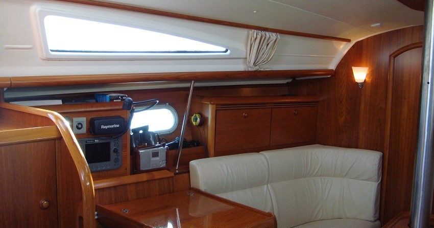 Jeanneau Sun Odyssey 35