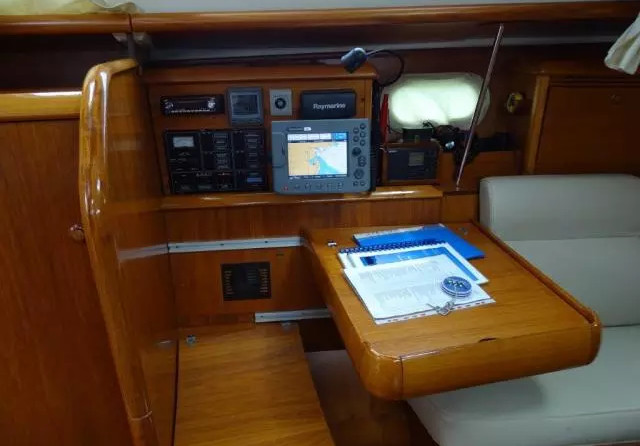 Jeanneau Sun Odyssey 35