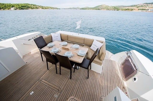Galeon 640 FLY