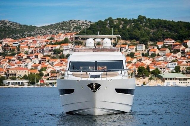 Galeon 640 FLY