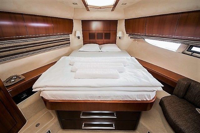 Galeon 640 FLY