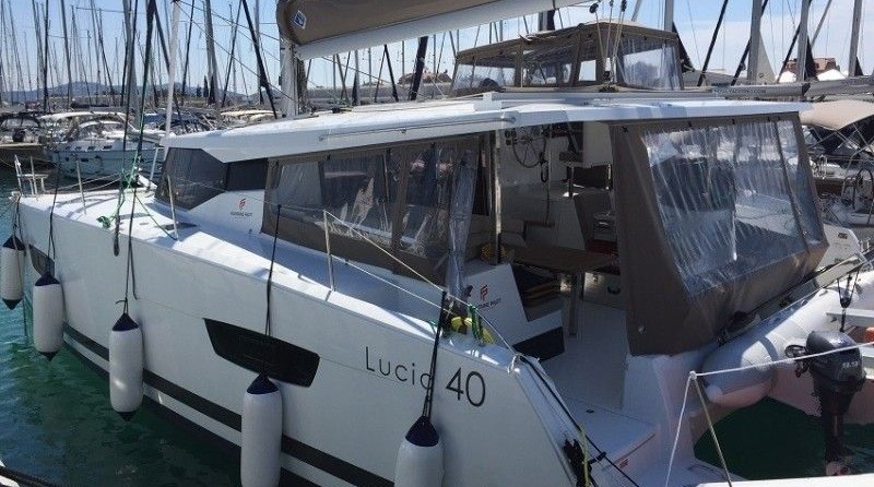 Fountaine Pajot Lucia 40
