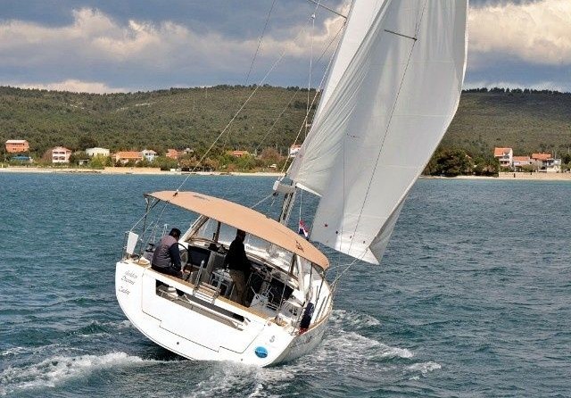 Beneteau Oceanis 45