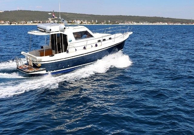Adria 1002V