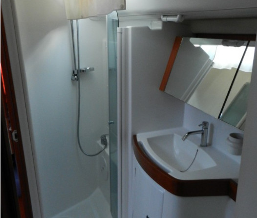 Beneteau Oceanis 40