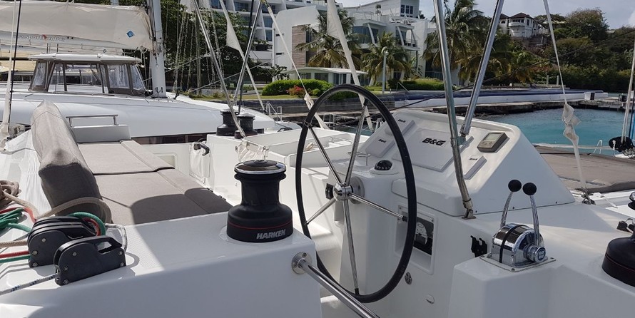 Lagoon 450 F