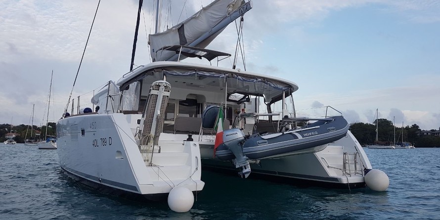 Lagoon 450 F