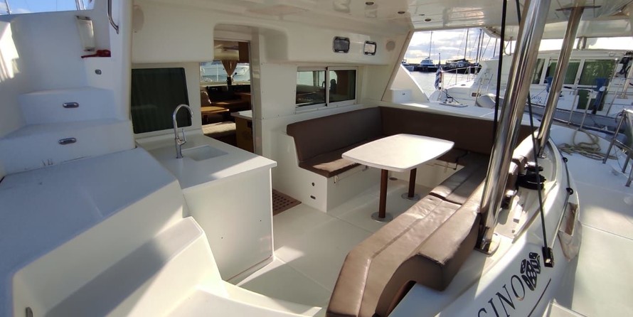 Lagoon 440