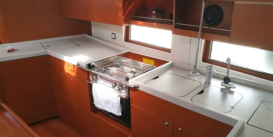 Beneteau Oceanis 46.1