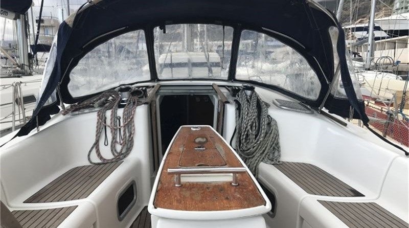 Beneteau Oceanis 43