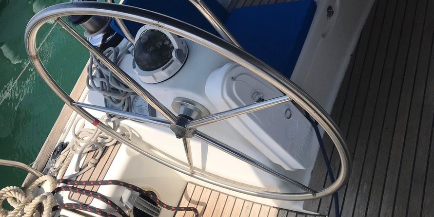 Beneteau Oceanis 43