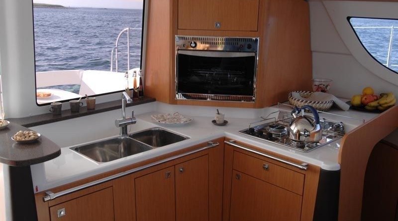 Fountaine Pajot Lipari 41