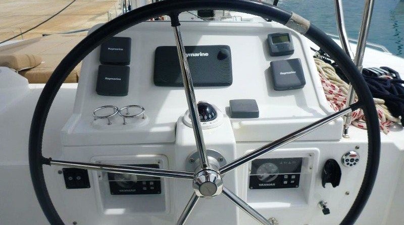 Lagoon 450 F