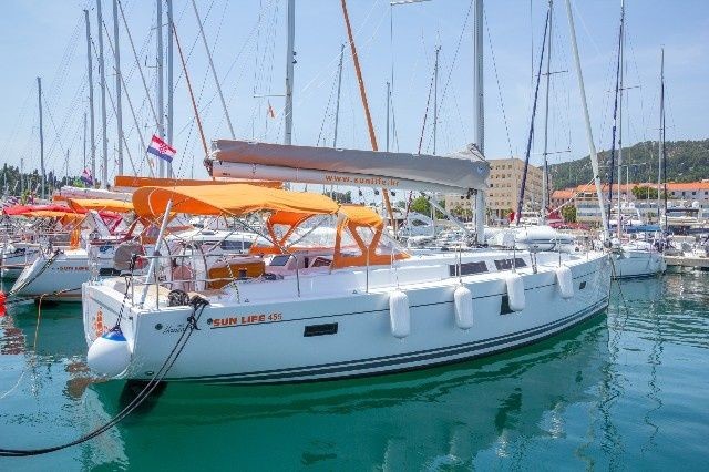 Hanse 455