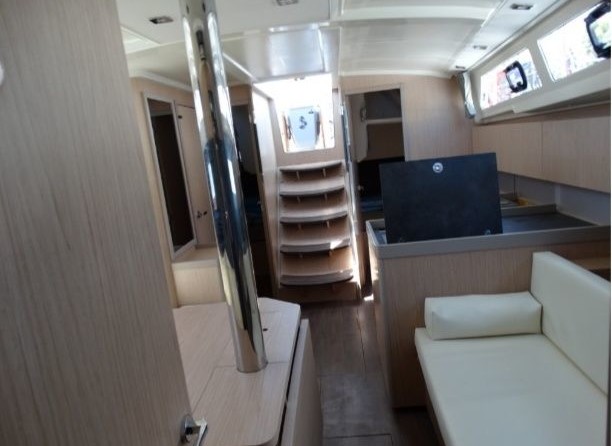 Beneteau Oceanis 41.1