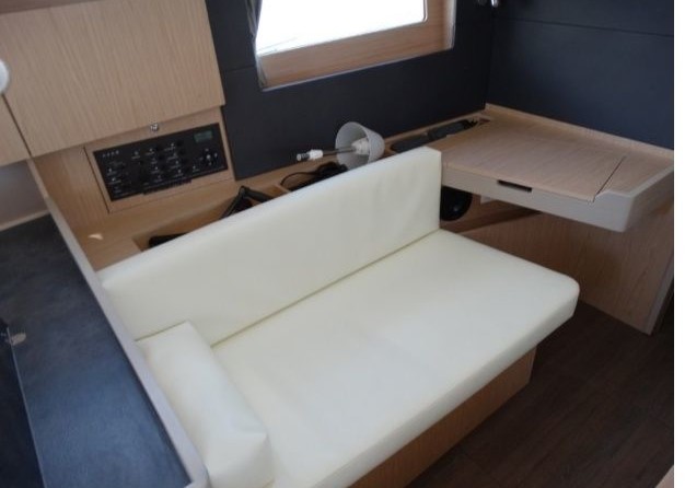 Beneteau Oceanis 41.1