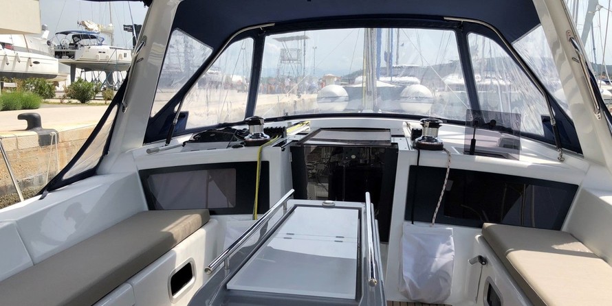 Beneteau Oceanis 48