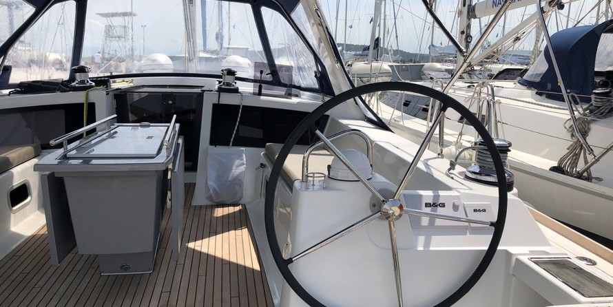 Beneteau Oceanis 48
