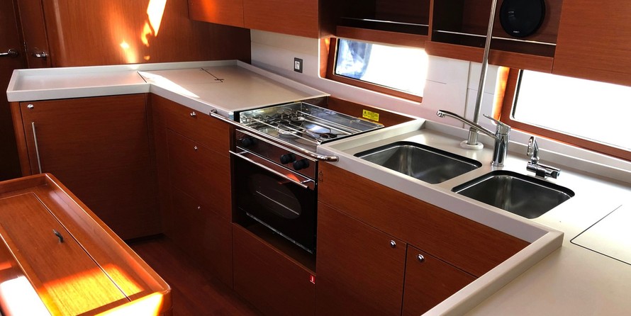 Beneteau Oceanis 46.1
