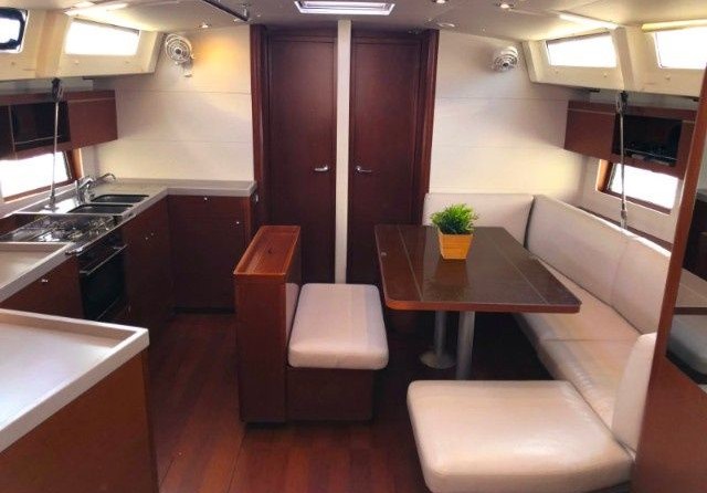 Beneteau Oceanis 46.1