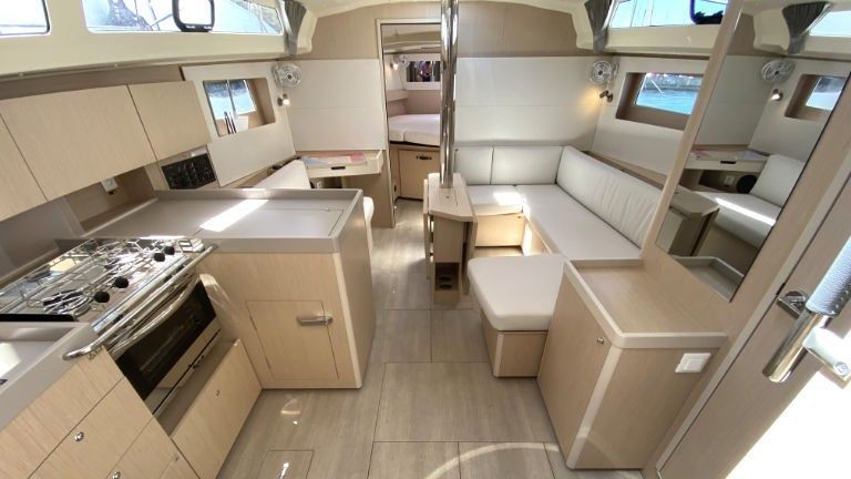 Beneteau Oceanis 41.1