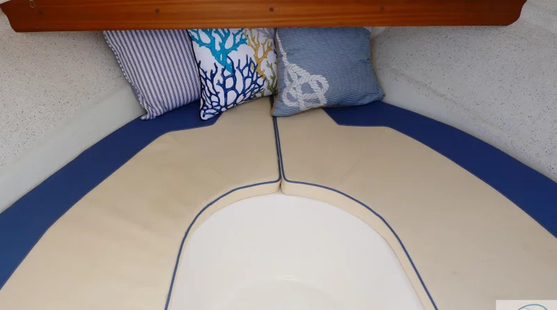 Quicksilver Activ 430 Cabin