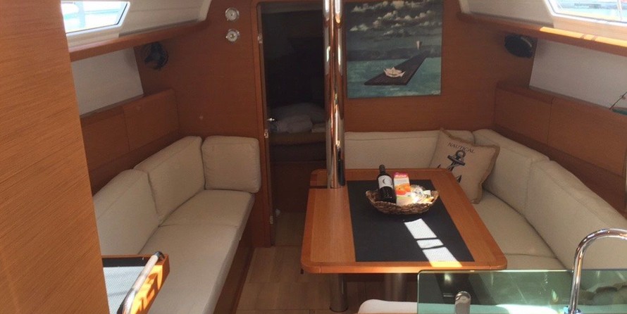 Jeanneau Sun Odyssey 389