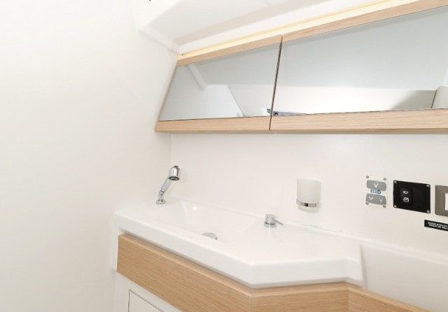 Beneteau Oceanis 46