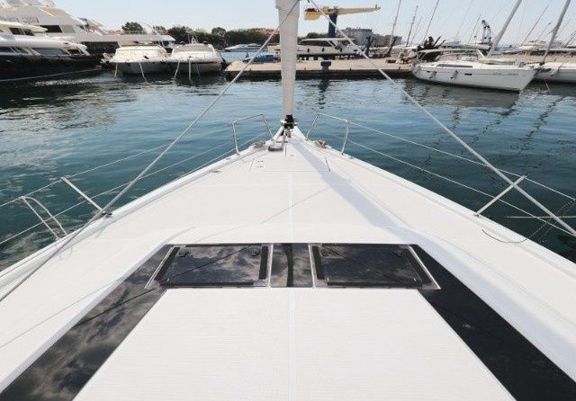 Beneteau Oceanis 46
