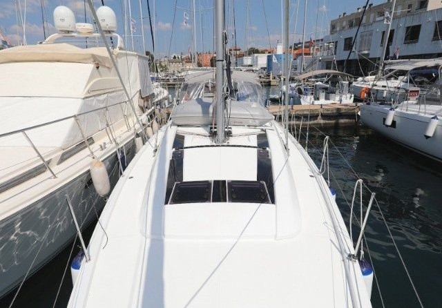 Beneteau Oceanis 46