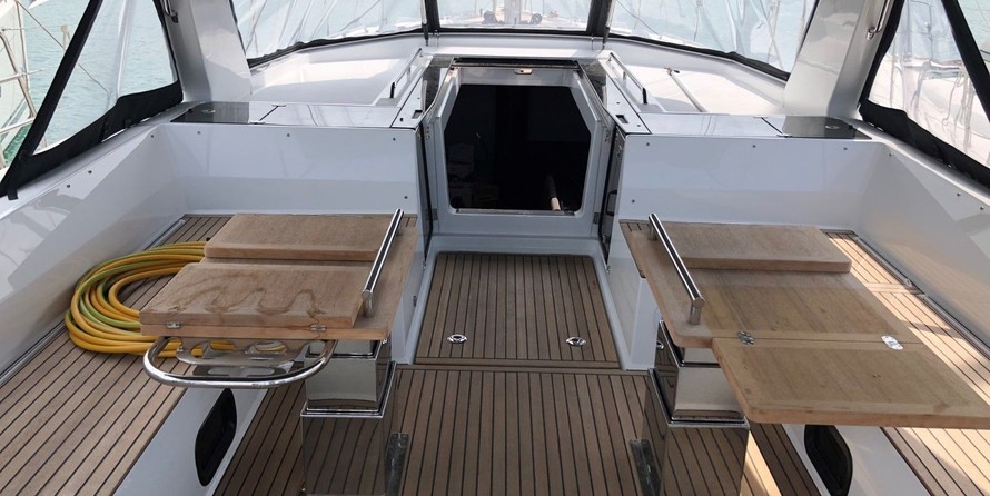Beneteau Oceanis Yacht 62