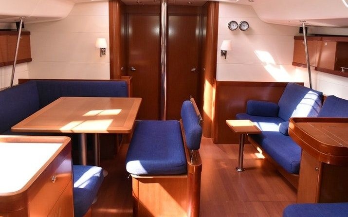 Beneteau Oceanis 54
