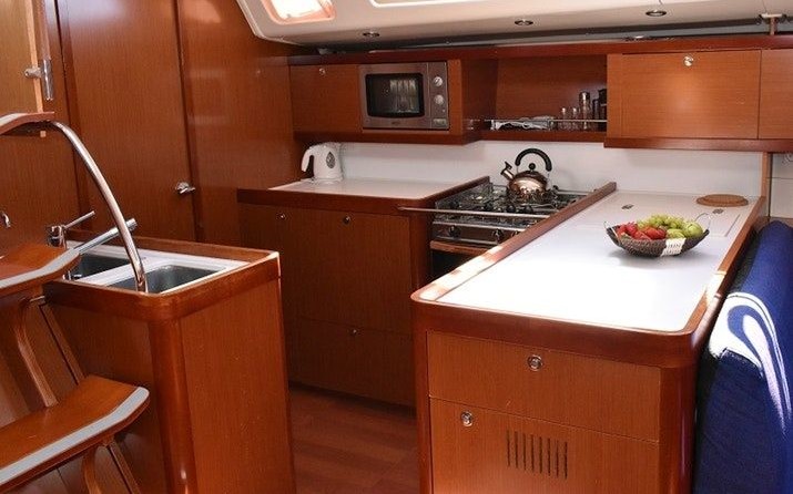 Beneteau Oceanis 54