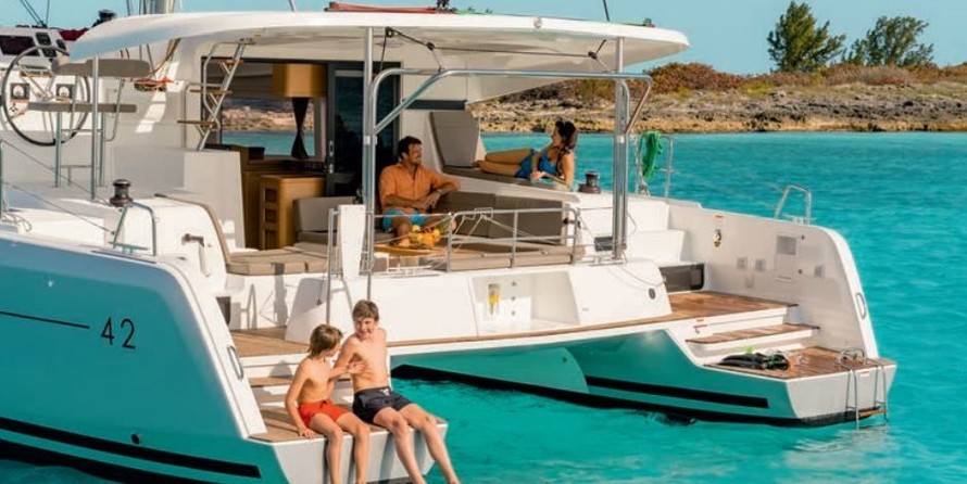 Lagoon 42