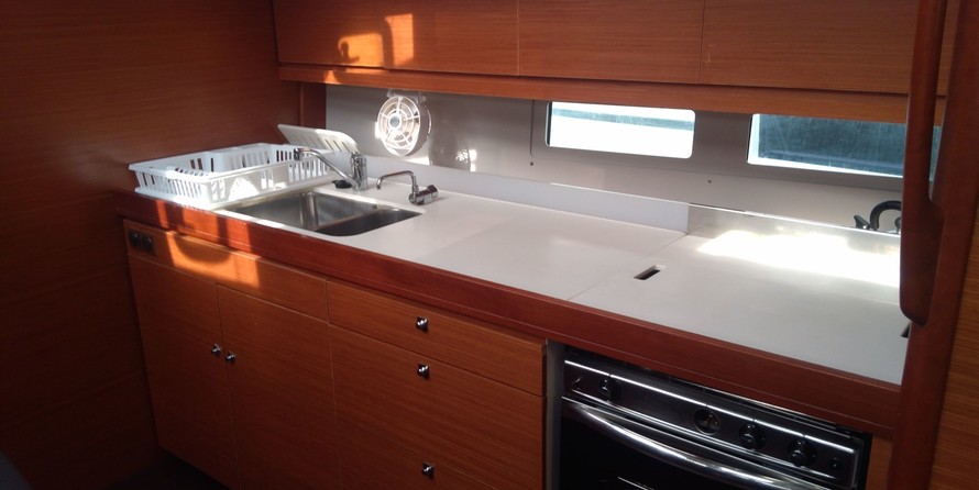 Beneteau Oceanis 48