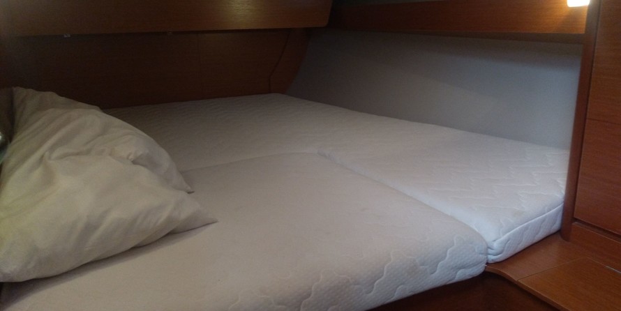 Beneteau Oceanis 48