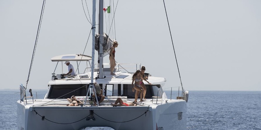 Fountaine Pajot Saona 47