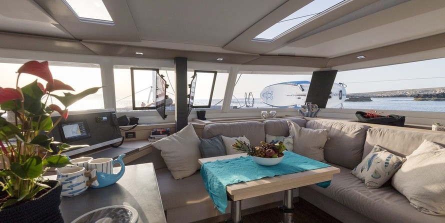 Fountaine Pajot Saona 47