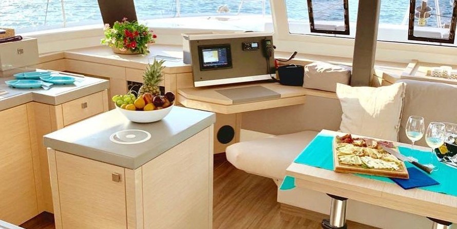 Fountaine Pajot Saona 47