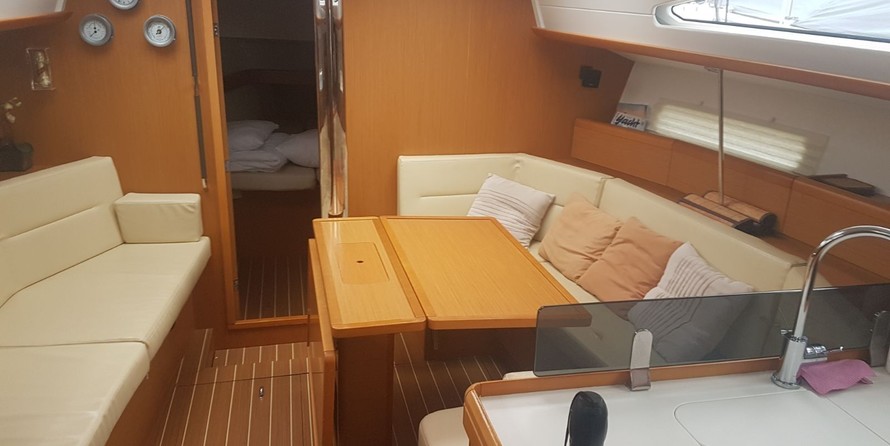Jeanneau Sun Odyssey 42