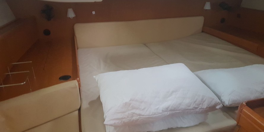 Jeanneau Sun Odyssey 42