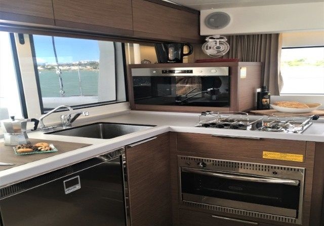 Lagoon 40