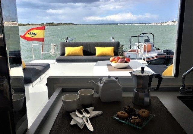 Lagoon 40