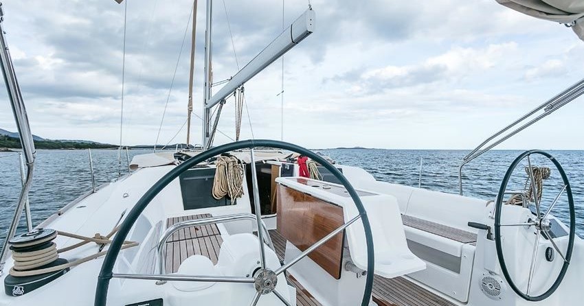 Dufour 412
